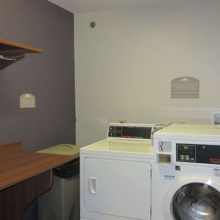Quality Inn & Suites Caldwell I-77 Екстериор снимка