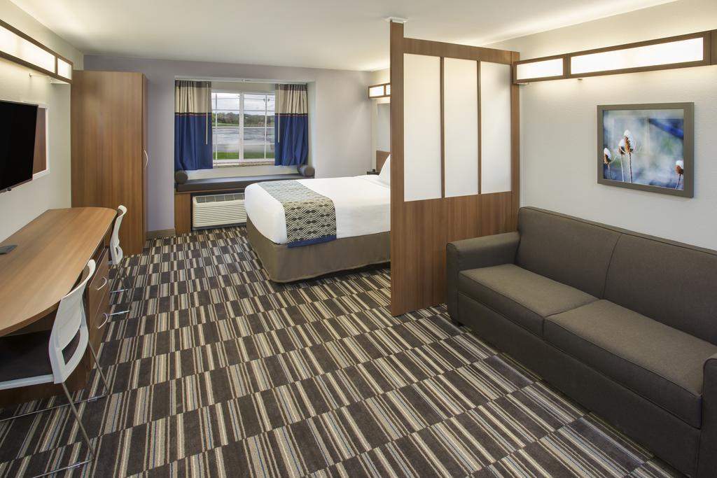 Quality Inn & Suites Caldwell I-77 Екстериор снимка