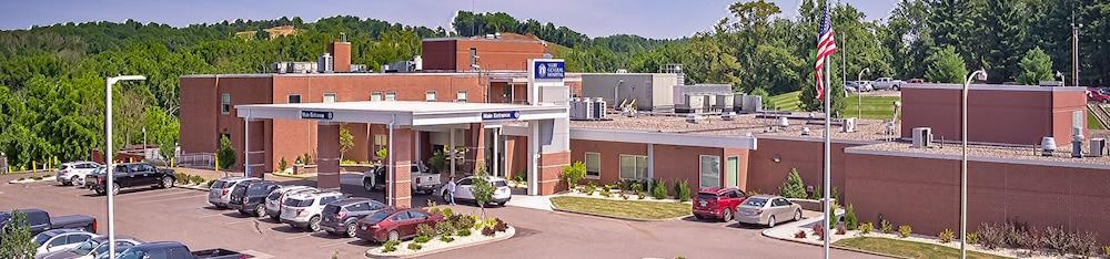Quality Inn & Suites Caldwell I-77 Екстериор снимка