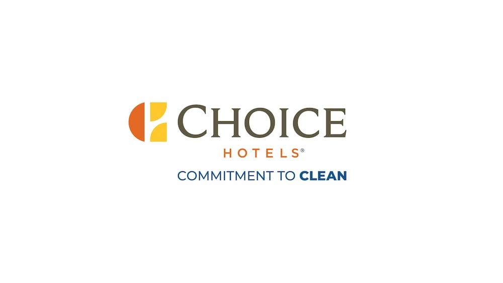 Quality Inn & Suites Caldwell I-77 Екстериор снимка
